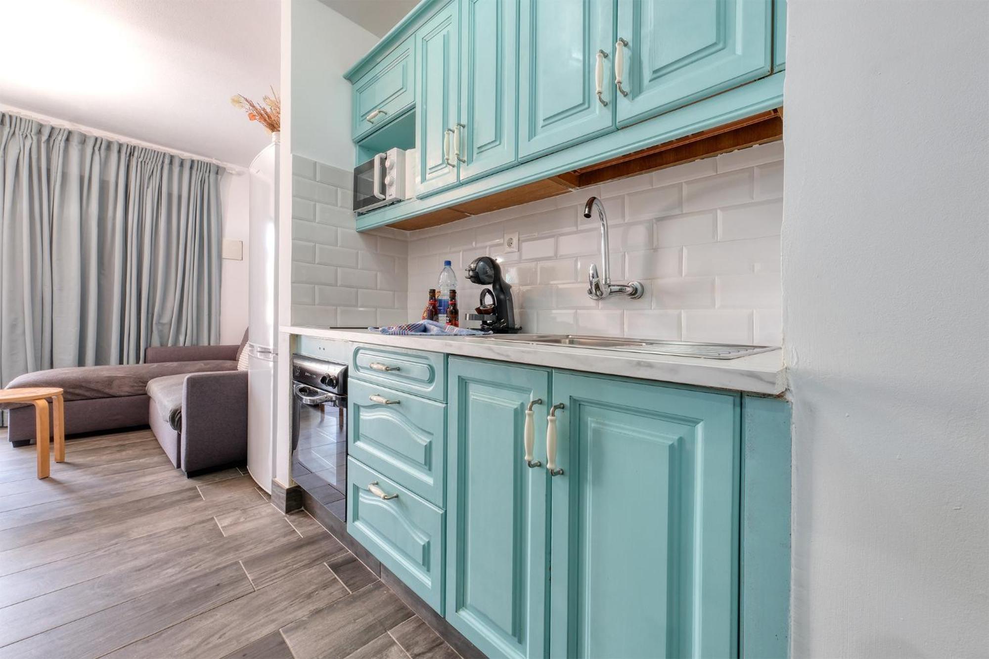 Casa Emilia-close To Amenities And The Hébergement de vacances *