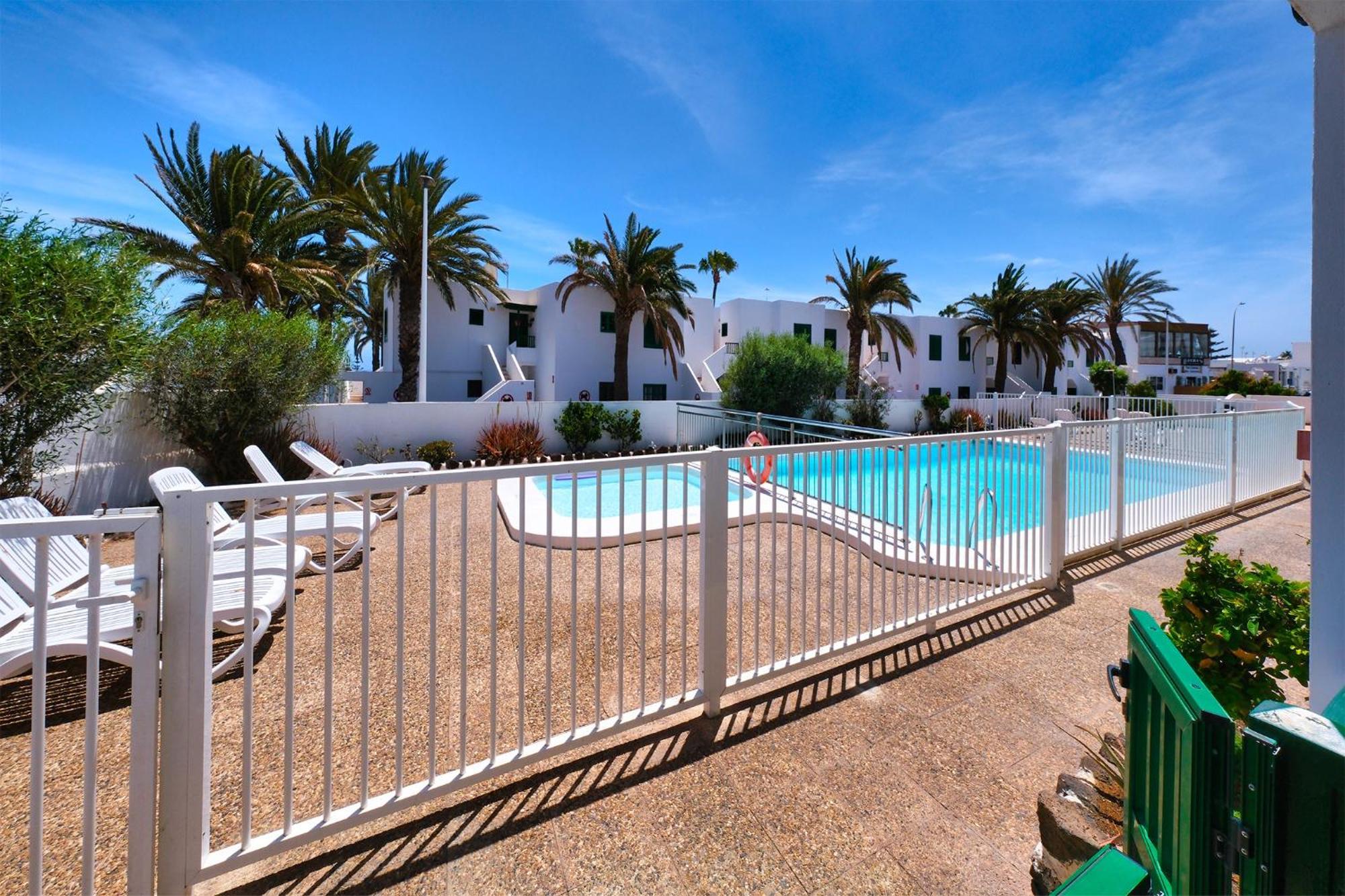 Hébergement de vacances Casa Emilia-close To Amenities And The Puerto del Carmen (Lanzarote)
